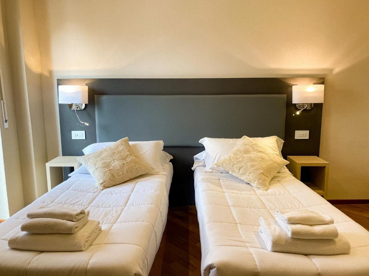 Hotel Victoria Cuneo Exteriér fotografie