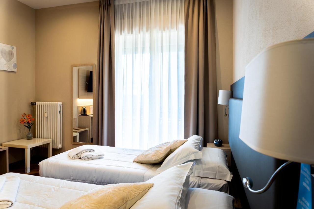 Hotel Victoria Cuneo Exteriér fotografie