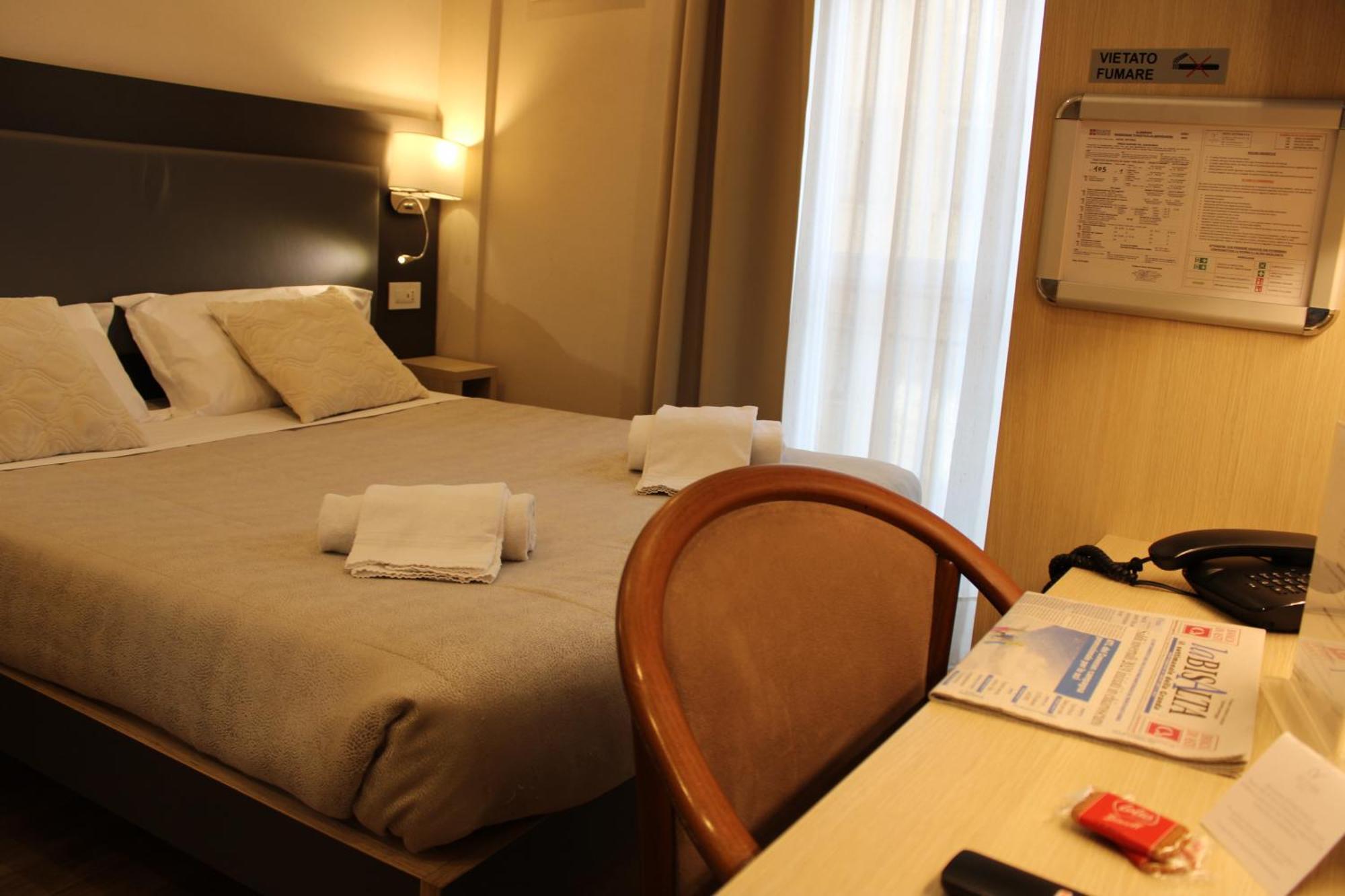 Hotel Victoria Cuneo Exteriér fotografie
